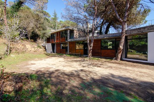 Luxury House for sale in Vallromanes, 649 000 €, Photo 2
