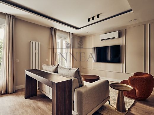 Luxury Apartment for sale in Madrid, 1 729 000 €, Photo 3