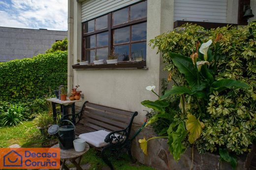 Luxury House for sale in Oleiros, 430 000 €, Photo 3