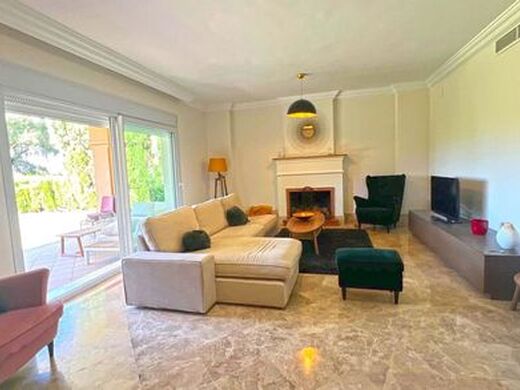 Maison de luxe à vendre à Marbella, 890 000 €, Photo 6