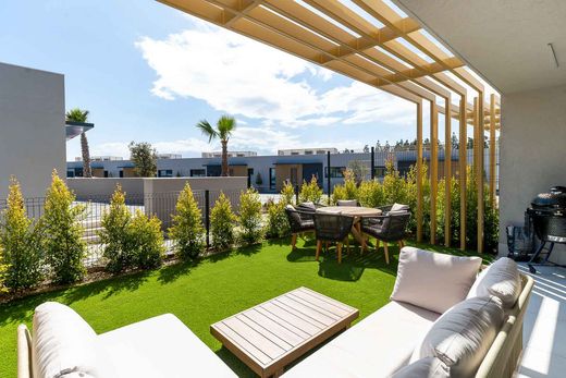 Luxury House for sale in El Chaparral, 875 000 €, Photo 6