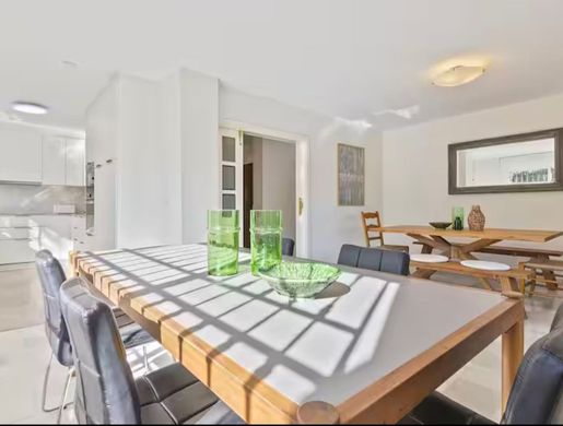 Maison de luxe à vendre à Marbella, 1 200 000 €, Photo 7