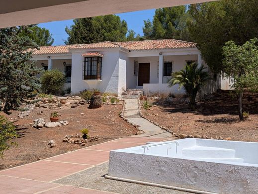 Luxury House for sale in Loja, 1 600 000 €, Photo 7