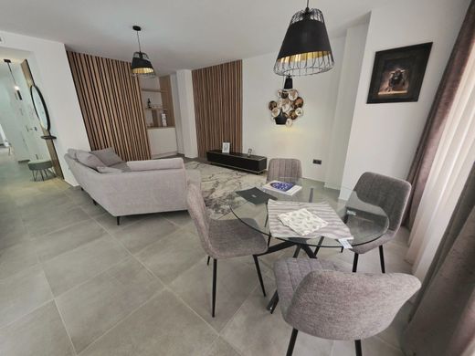 Appartement de luxe à vendre à Roquetas de Mar, 559 000 €, Photo 2