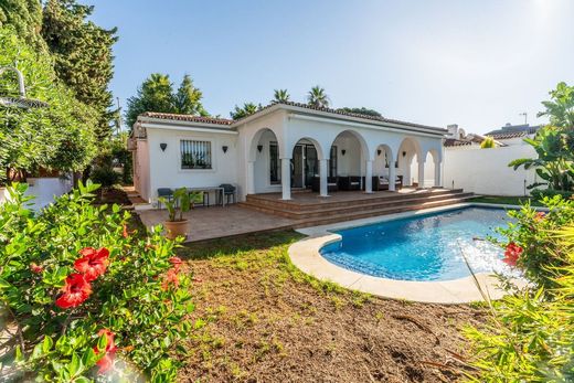 Maison de luxe à vendre à Marbella Del Este, 1 325 000 €, Photo 2