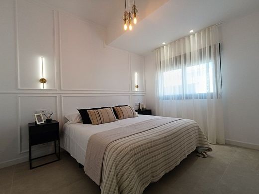 Maison de luxe à vendre à Torrevieja, 459 000 €, Photo 3