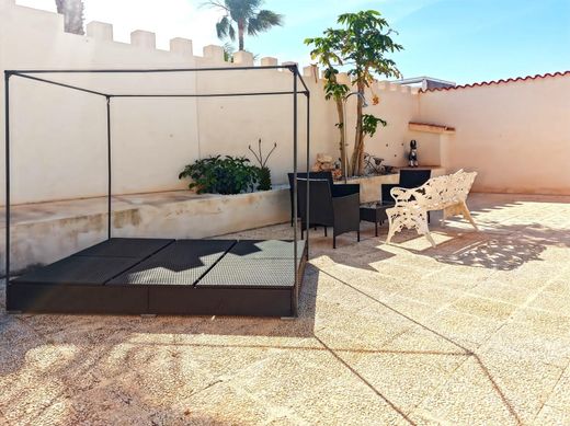 Maison de luxe à vendre à Torrevieja, 545 000 €, Photo 3