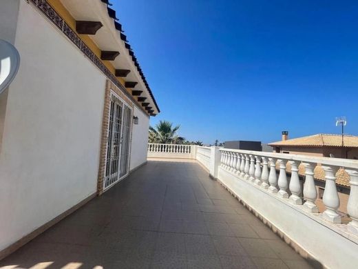 Maison de luxe à vendre à Torrevieja, 670 000 €, Photo 4