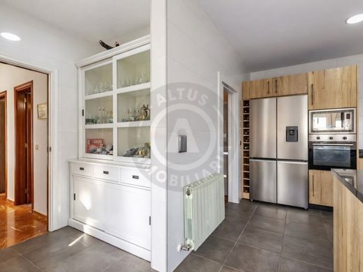 Luxury House for sale in Cáceres, 589 000 €, Photo 7