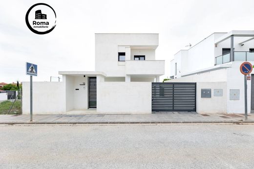 Maison de luxe à vendre à Zubia, 400 000 €, Photo 2