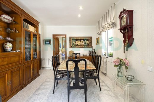 Luxury Apartment for sale in Tiana, 420 000 €, Photo 2