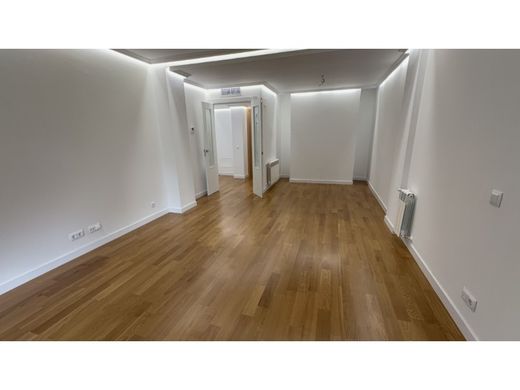 Appartement de luxe à vendre à Boadilla Del Monte, 740 000 €, Photo 2