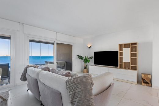 Luxury Apartment for sale in Torrevieja, 765 000 €, Photo 2