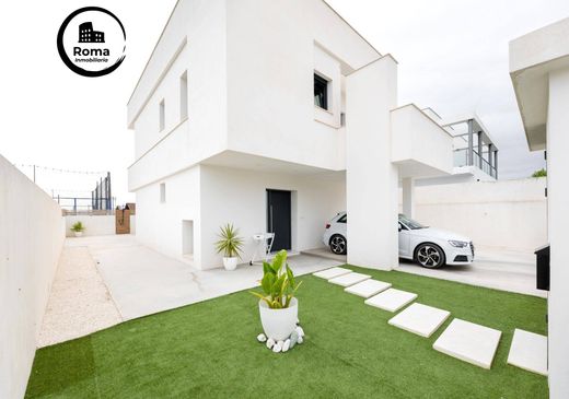 Maison de luxe à vendre à Zubia, 400 000 €, Photo 3