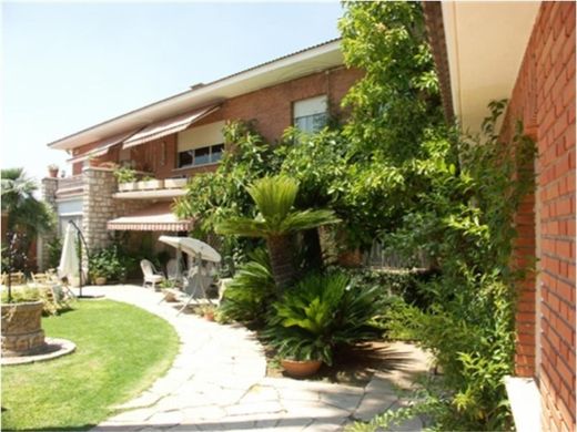 Maison de luxe à vendre à Canals, 1 250 000 €, Photo 3