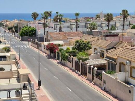 Maison de luxe à vendre à Torrevieja, 785 000 €, Photo 3