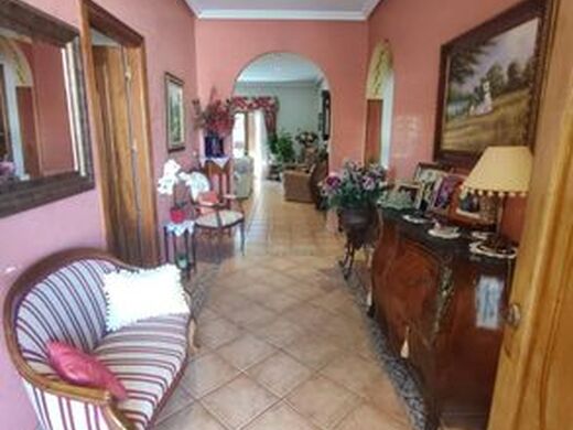 Maison de luxe à vendre à Daya Vieja, 849 999 €, Photo 3