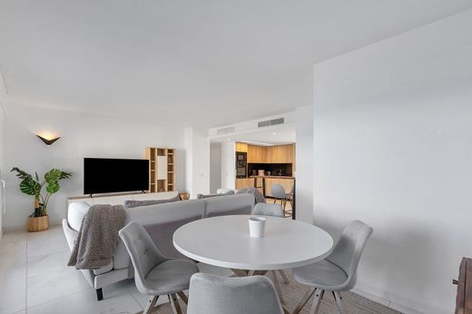 Luxury Apartment for sale in Torrevieja, 765 000 €, Photo 4