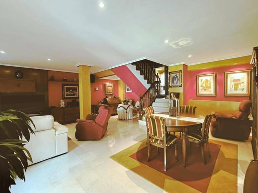 Luxury House for sale in Valladolid, 495 000 €, Photo 6