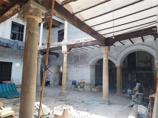 Maison de luxe à vendre à Úbeda, 400 000 €, Photo 2