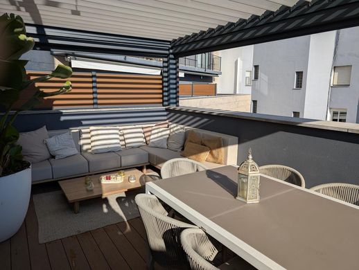 Appartement de luxe à vendre à Badalona, 580 000 €, Photo 2