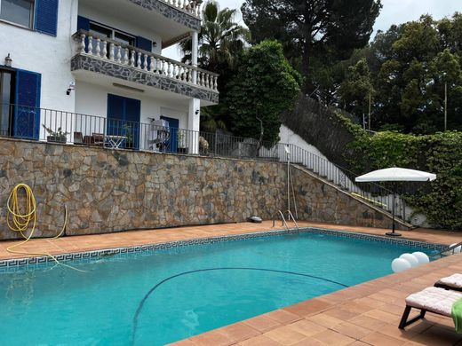 Maison de luxe à vendre à Sant Cebrià de Vallalta, 449 000 €, Photo 2