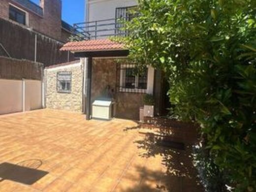 Maison de luxe à vendre à Madrid, 1 250 000 €, Photo 4