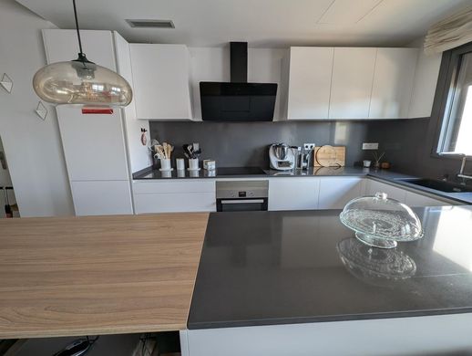 Appartement de luxe à vendre à Badalona, 580 000 €, Photo 5