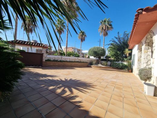 Maison de luxe à vendre à Castelldefels, 1 500 000 €, Photo 1