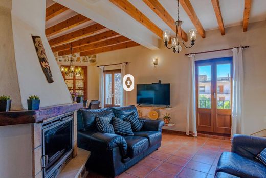 Maison de luxe à vendre à Selva, 640 000 €, Photo 2
