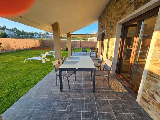 Luxury House for sale in Miño, 869 000 €, Photo 4