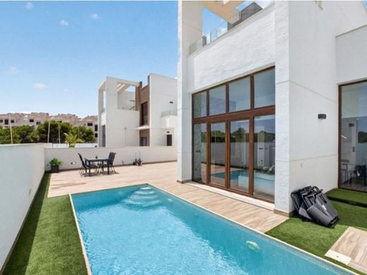 Maison de luxe à vendre à Torrevieja, 495 000 €, Photo 2