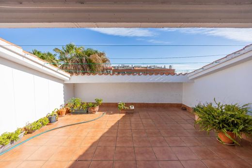 Maison de luxe à vendre à Vilanova I la Geltrú, 549 000 €, Photo 2