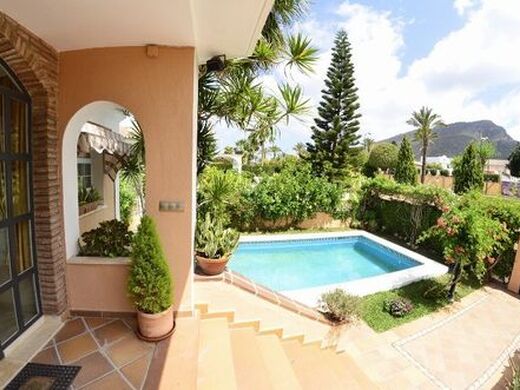 Maison de luxe à vendre à Alhaurín de La Torre, 890 000 €, Photo 2