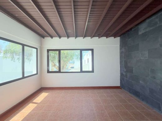 Maison de luxe à vendre à Güime, 499 000 €, Photo 3
