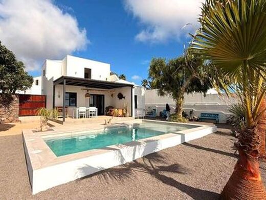 Maison de luxe à vendre à Güime, 549 000 €, Photo 4