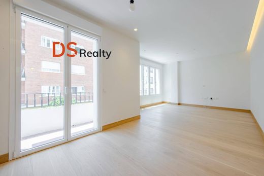 Appartement de luxe à vendre à Madrid, 1 790 000 €, Photo 2