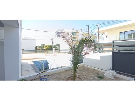 Luxury House for sale in Seixal, 465 000 €, Photo 3