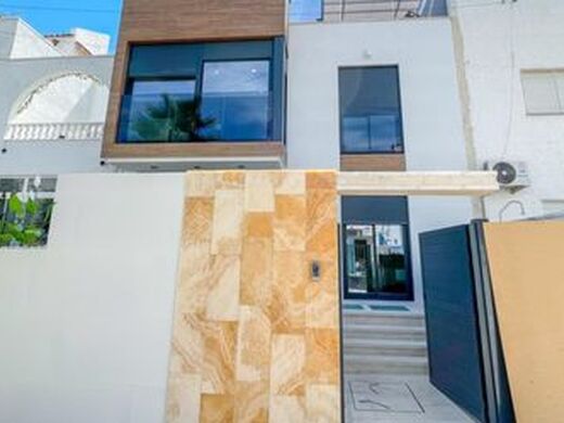 Luxury House for sale in Torrevieja, 539 000 €, Photo 3
