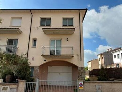 Luxury House for sale in Tona, 400 000 €, Photo 3