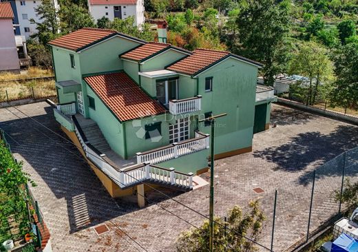 Maison de luxe à vendre à Viškovo, 850 000 €, Photo 3