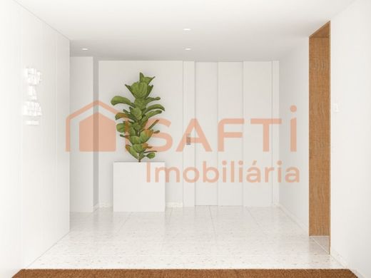 Luxury Apartment for sale in Lisbon, 880 000 €, Photo 5
