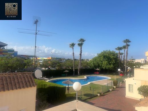 Maison de luxe à vendre à Alicante, 824 000 €, Photo 6