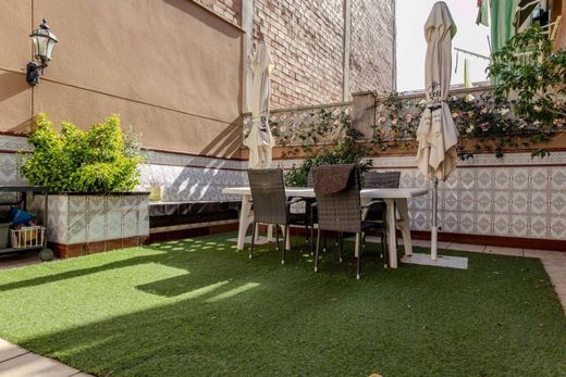 Maison de luxe à vendre à Badalona, 440 000 €, Photo 1