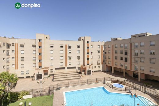 Appartement de luxe à vendre à Granada, 455 000 €, Photo 1