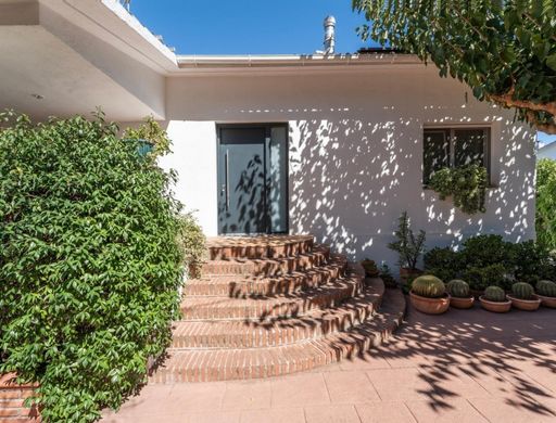 Luxury House for sale in Vallromanes, 722 000 €, Photo 2