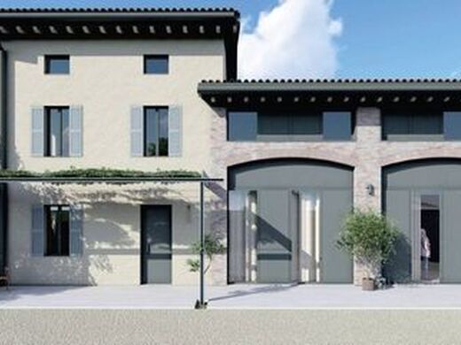 Luxury House for sale in Parma, 435 000 €, Photo 1