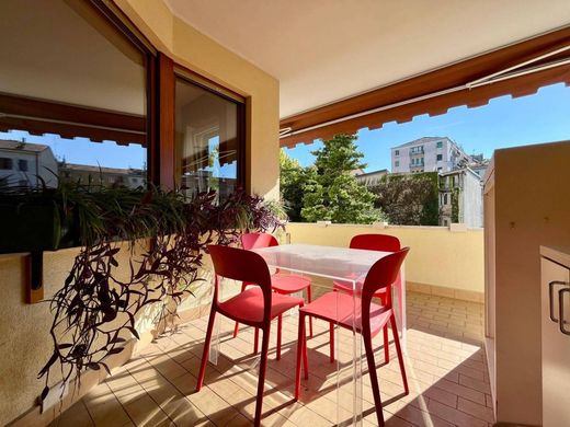 Appartement de luxe à vendre à Milan, 1 300 000 €, Photo 2