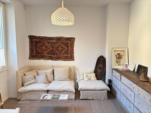 Luxury Apartment for sale in Milan, 400 000 €, Photo 4
