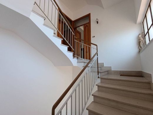 Maison de luxe à vendre à Alba Adriatica, 550 000 €, Photo 5